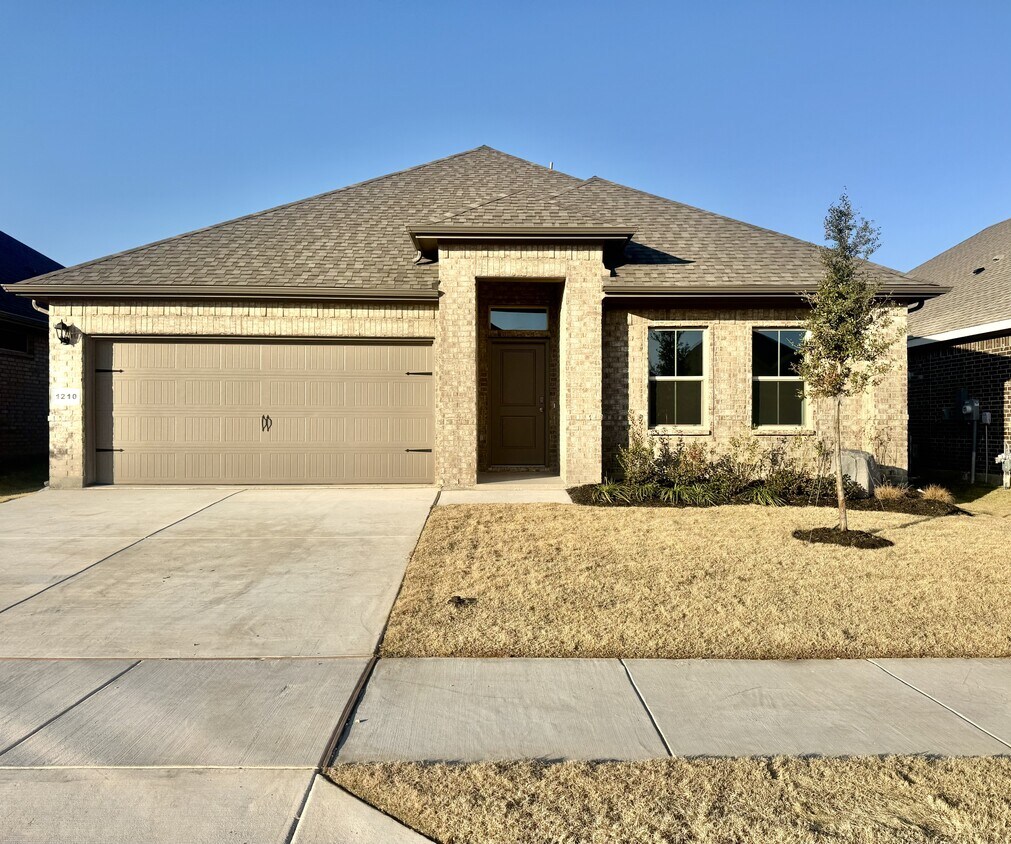 Foto del edificio - 1210 Rockwater Dr