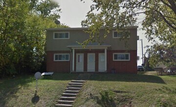 Building Photo - 1206 Washington St