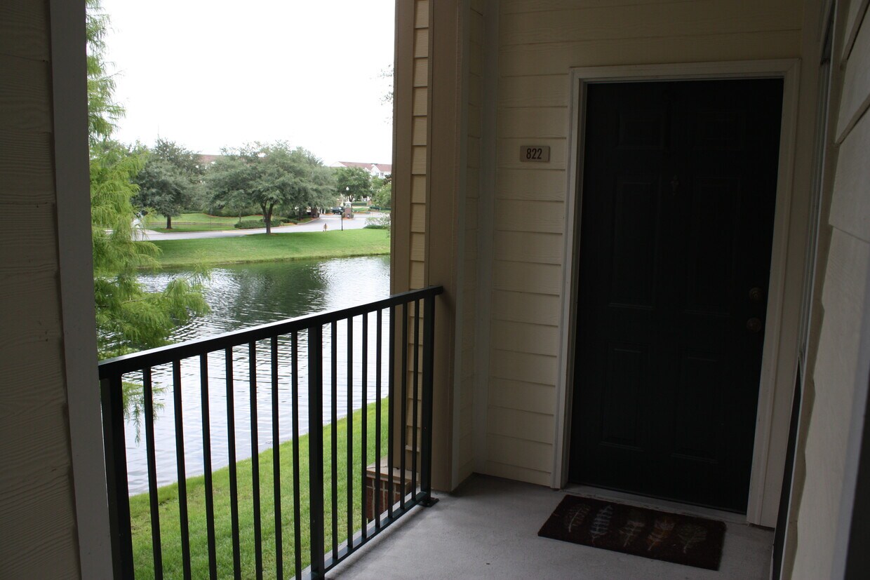 Foto principal - 7800 Point Meadows Dr