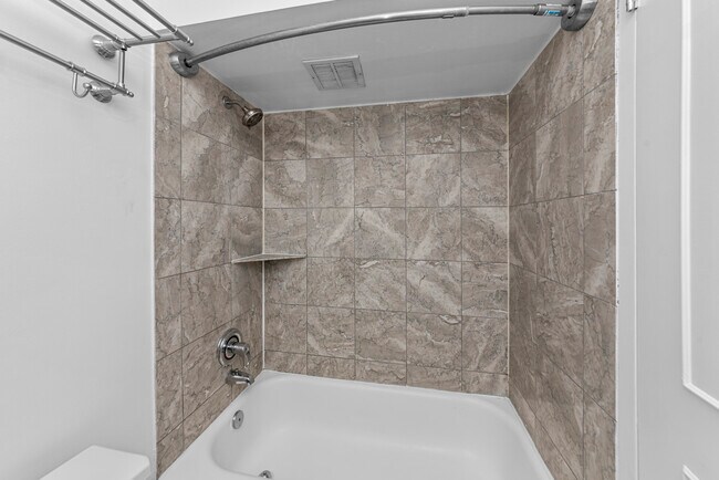 Foto del edificio - 2600 N Hampden Ct
