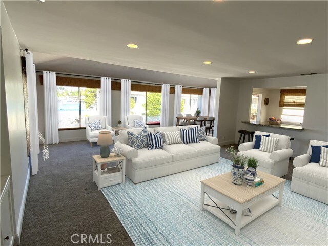 Foto del edificio - 2137 Channel Rd