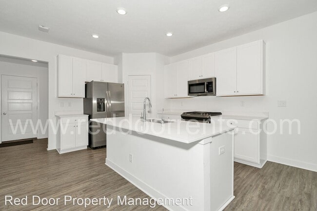 Building Photo - 3 br, 2.5 bath House - 6380 Apperson Dr