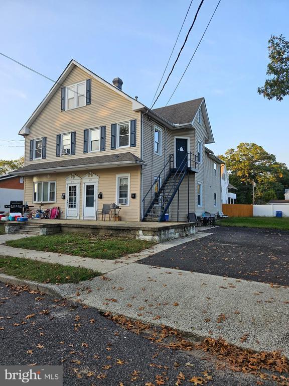 Foto principal - 525 Asbury Ave