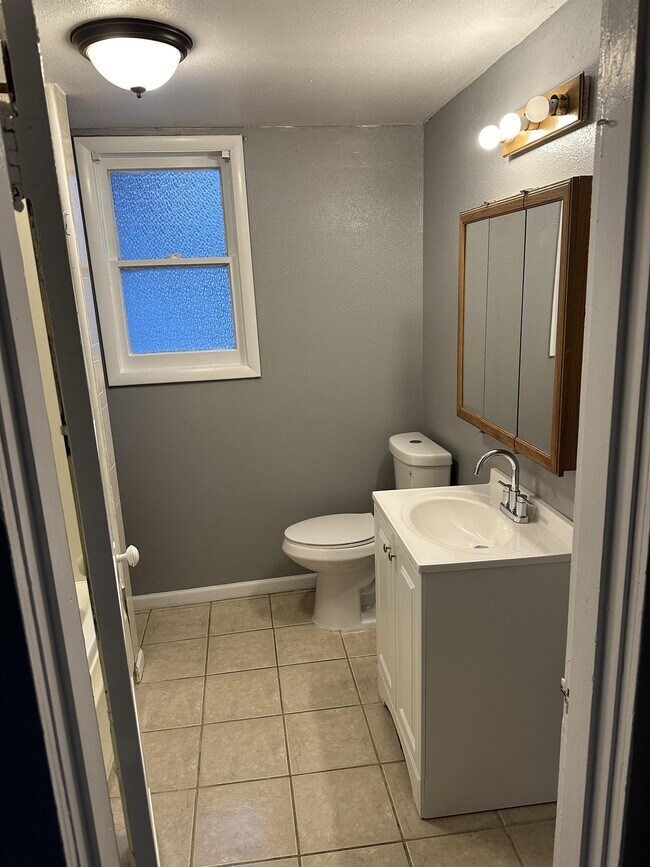 848 Troy Rd, Edwardsville, IL 62025 House Rental in Edwardsville, IL
