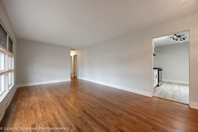 Foto del edificio - 710 W Benton Ave