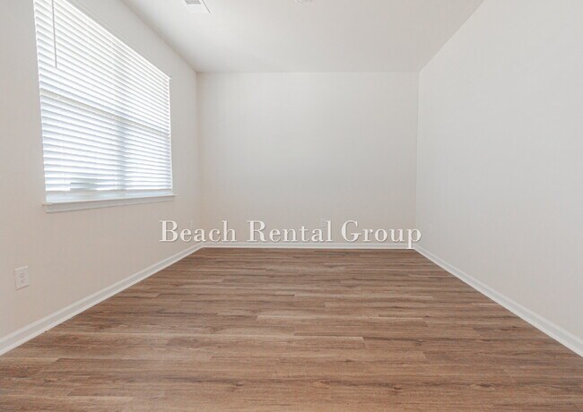 Foto del edificio - 5 Bedroom Home in Myrtle Beach
