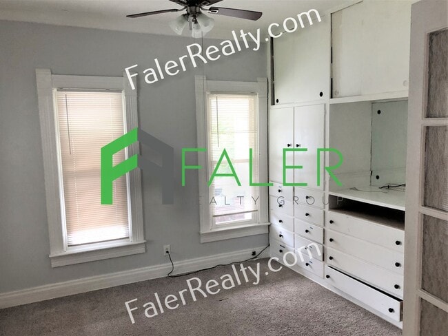 Building Photo - Huge 2-bedroom home with beautiful finishes