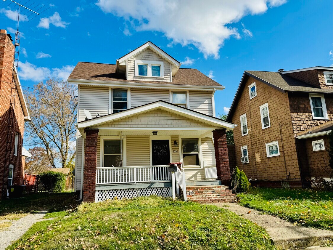 Primary Photo - 2550 Fletcher Ave NE