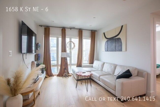 Building Photo - 1658 K St NE