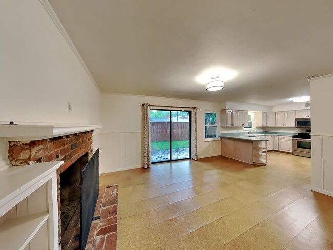 Foto del edificio - 1957 Brick Cottage with mid-century flair ...