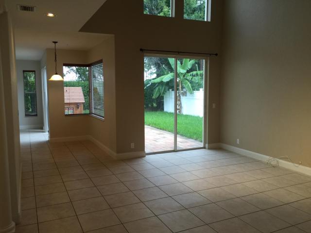 Building Photo - 6901 Spider Lily Ln