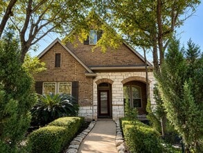 Building Photo - 515 Newington Ln