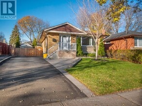 Building Photo - 712 Brimorton Dr