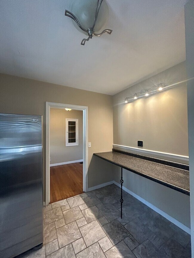 Foto del edificio - 4 Bedroom House w/ Bonus Room