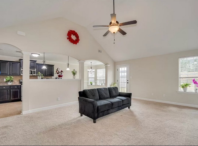 Building Photo - 4064 Pullman Cir