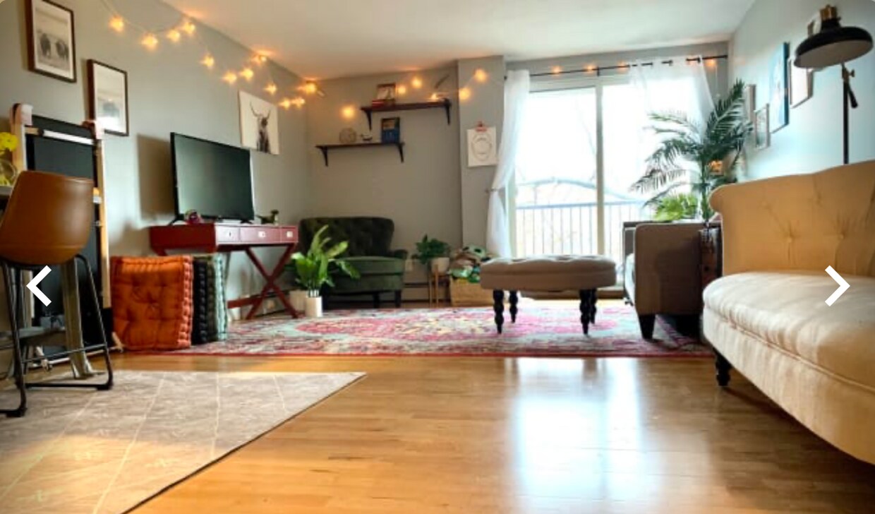Primary Photo - 2800 W 44th St