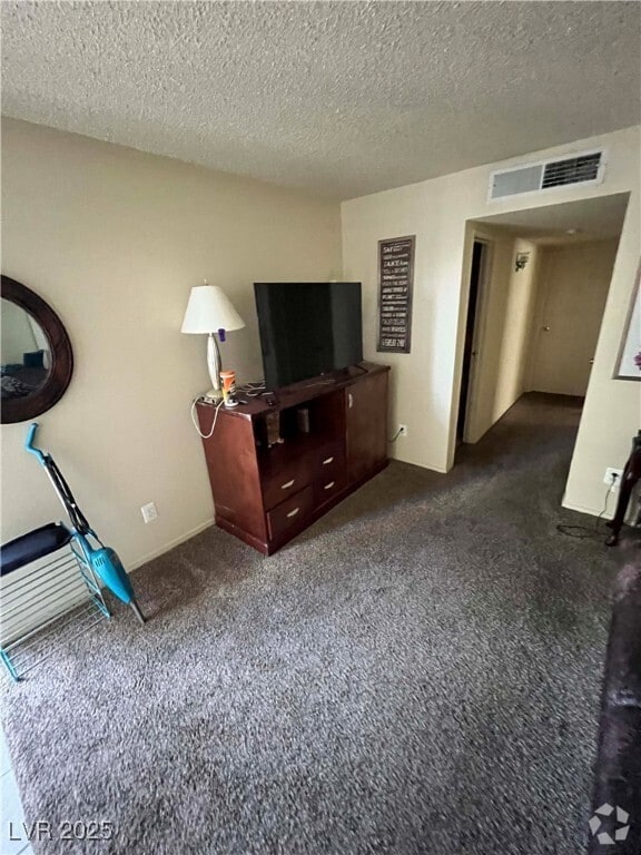 Building Photo - 1388 E Desert Inn Rd