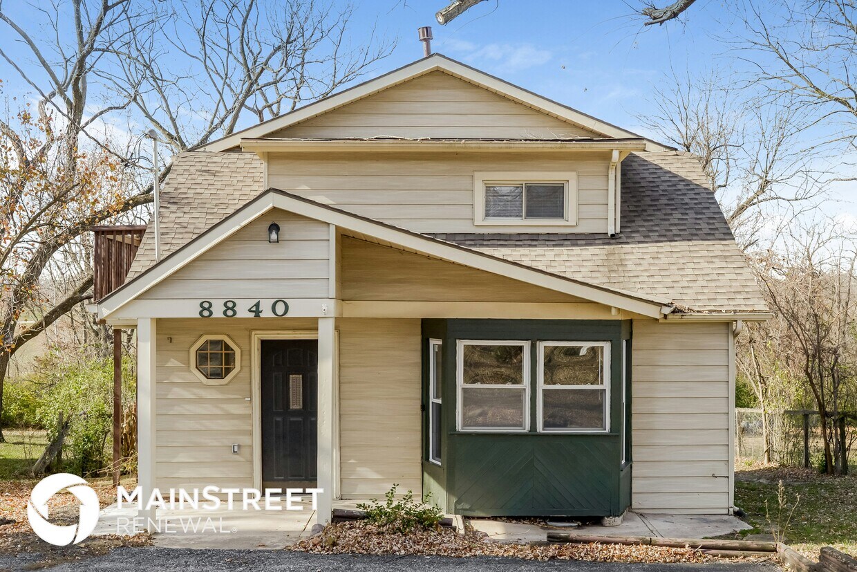 Foto principal - 8840 N Main St