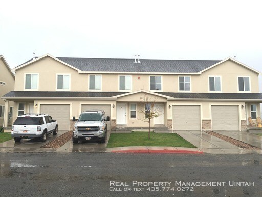 Primary Photo - 2 bed 2.5 Bath Townhome in Sky Park II