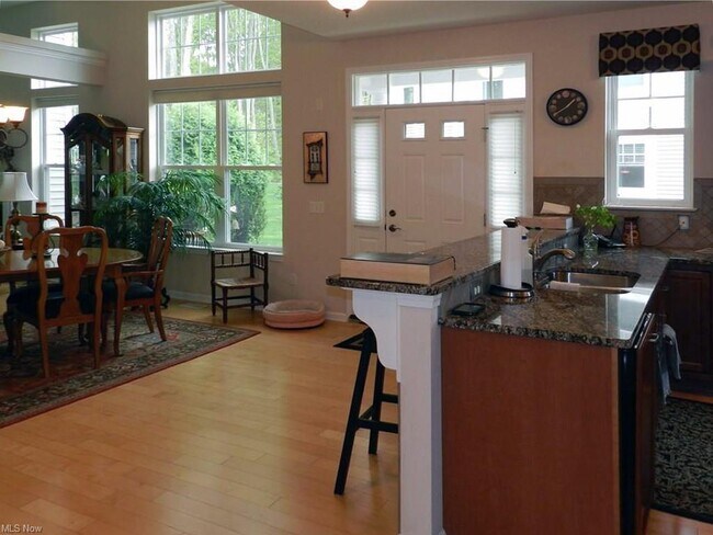 Building Photo - 31633 Forest Brook Oval