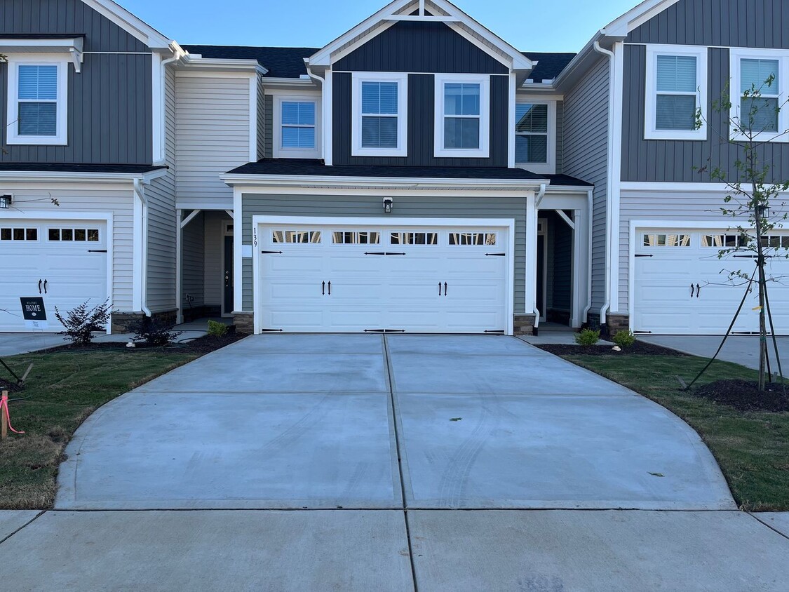 Primary Photo - New Garner Townhome, Amazing Bedroom Suite...