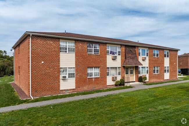 Building Photo - Stevens Manor Apartments
