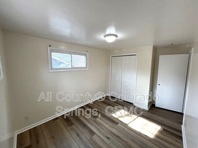 Foto del edificio - 3622 W Pikes Peak Ave
