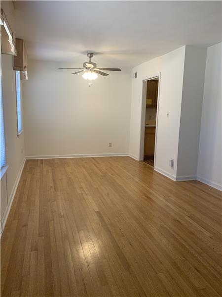 Foto del edificio - 1773 Meadowhill St