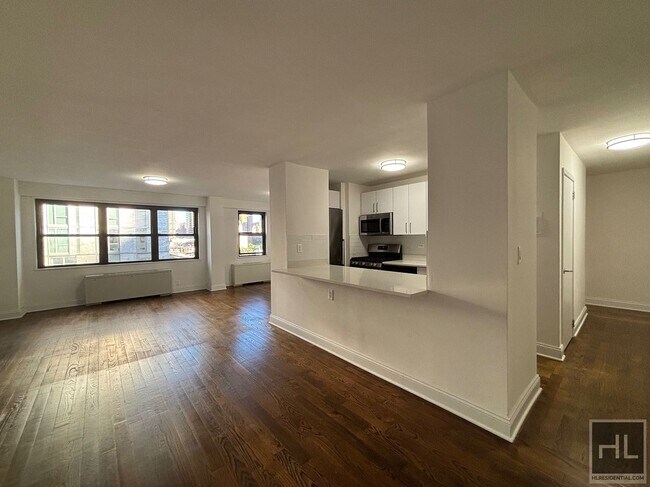 Building Photo - East 89th STREET