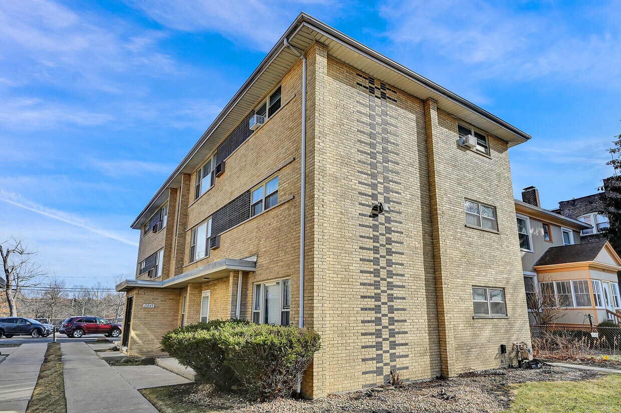 Foto principal - 11045 S. Homewood Ave