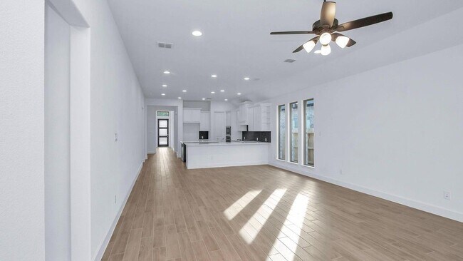 Foto del edificio - 42584 Rustico Rd