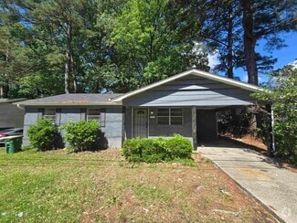 Building Photo - 9918 Chicot Rd