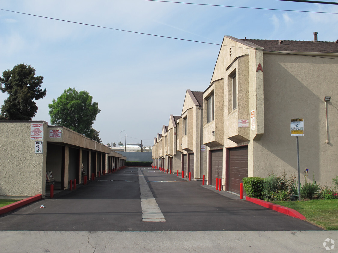 Building Photo - Syracuse Park Apartments