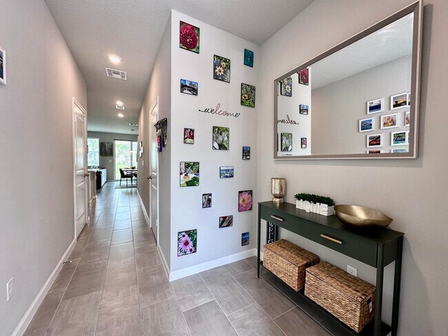 Foto del edificio - 1745 Lindley St