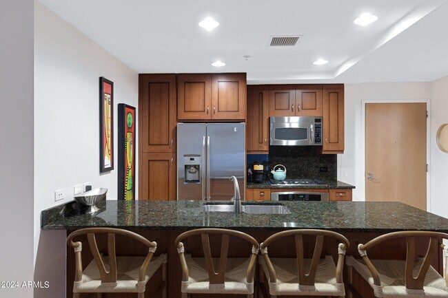 Foto del edificio - 7161 E Rancho Vista Dr