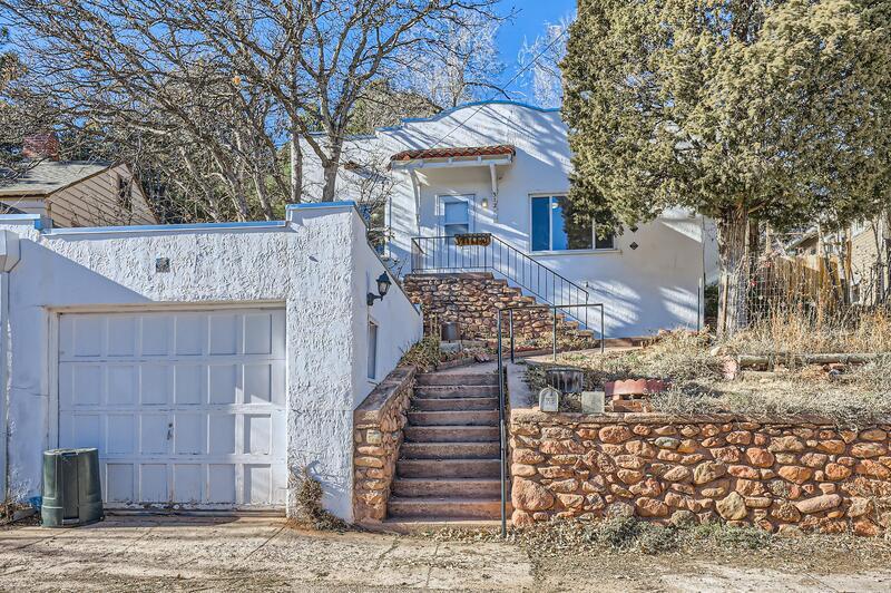 Primary Photo - 312 Pilot Knob Ave