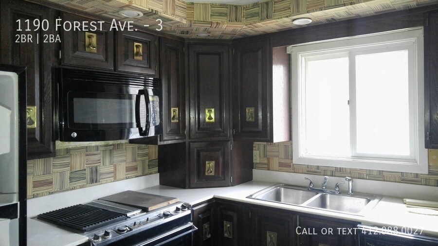 Primary Photo - 2 Bedroom in South Park!