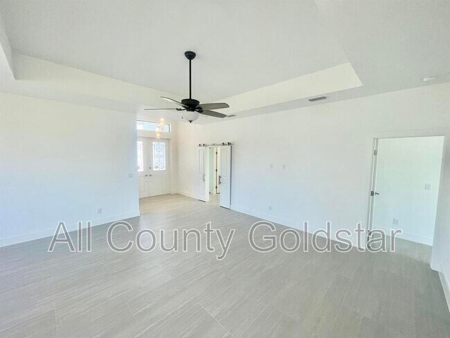 Foto del edificio - 13439 Ingraham Blvd
