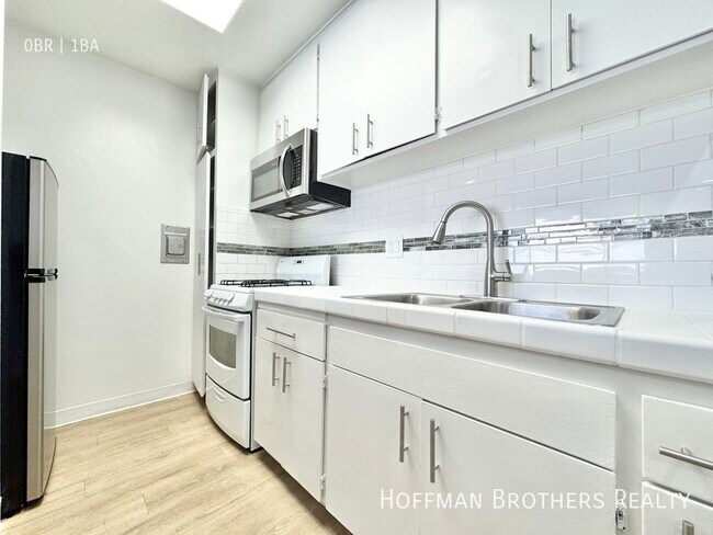 Foto del edificio - 12309 Burbank Blvd