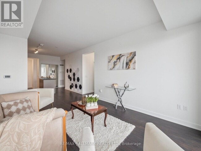 Photo du bâtiment - 105 Oneida Crescent