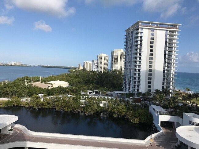 Foto del edificio - 4200 N Ocean Dr