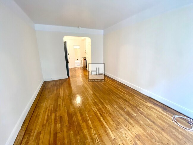 Building Photo - EAST 53 STREET