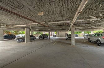 Building Photo - 1011 Studemont St