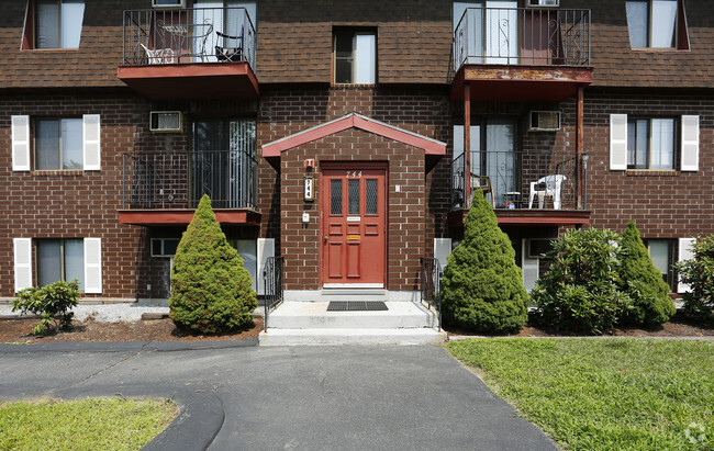 Entryway - Valley Grove Apartments