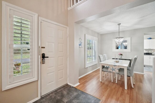 Building Photo - 2243 Andover Cir
