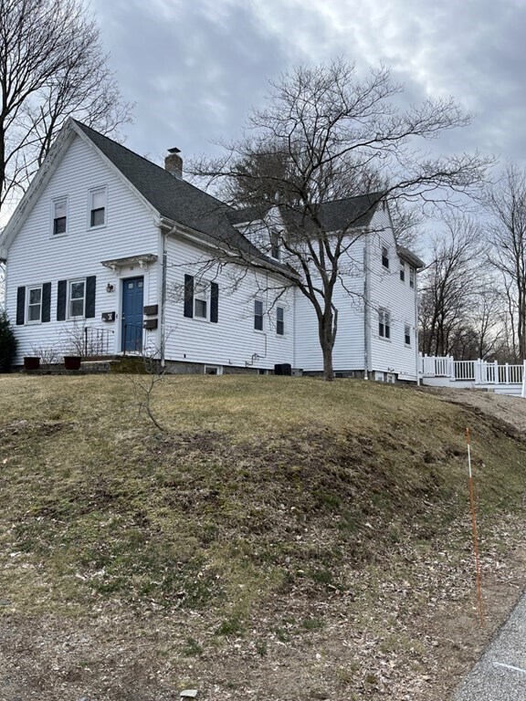 19 Hill St Unit 1, Weymouth, MA 02189 Room for Rent in Weymouth, MA