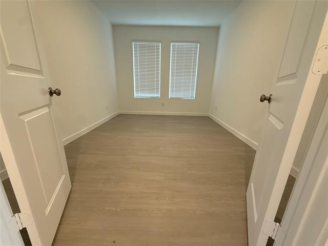 Foto del edificio - 928 Sugarberry St