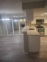 Building Photo - 14911 Wunderlich Dr