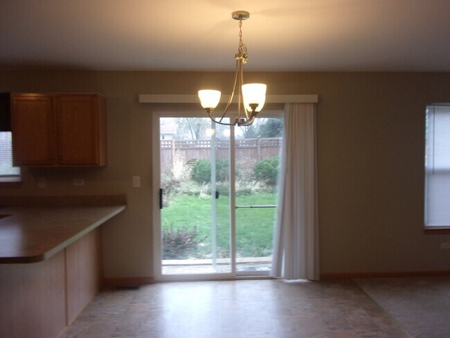 Foto del edificio - 24506 Lakewoods Ln