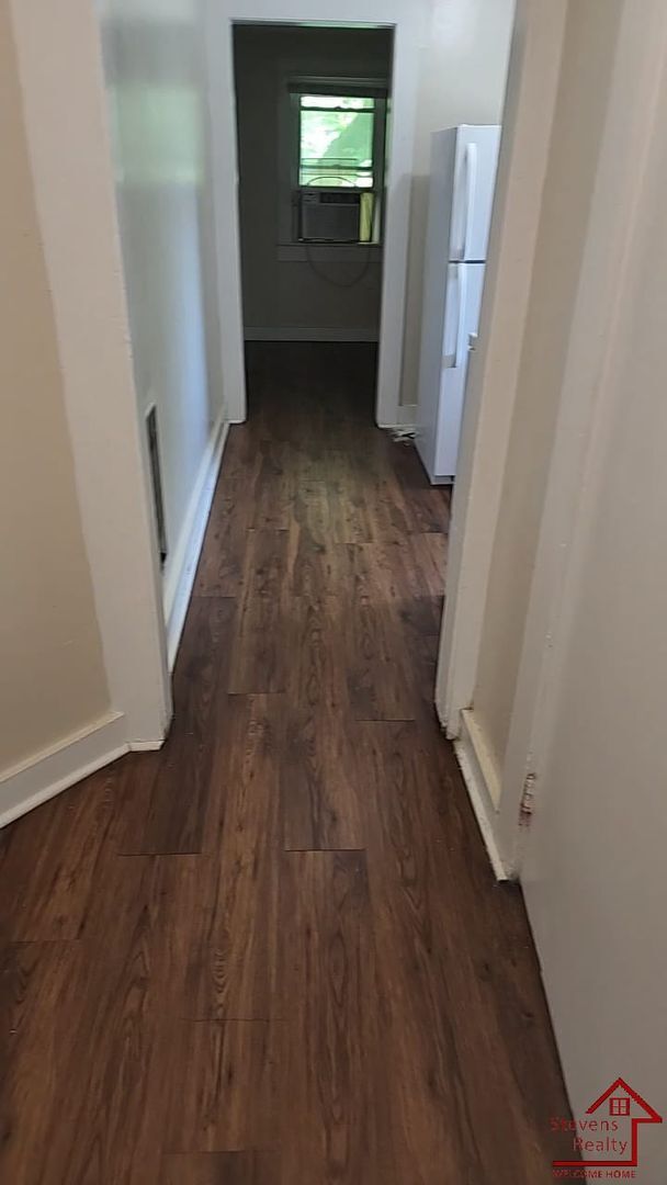 Foto del edificio - 1364 Crescent Dr